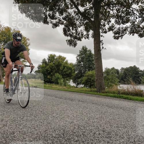 30.08.2026 - Elbe Triathlon Hamburg Michael Burmester http://msf.ph/oto/10046297 30.08.2026 09:31:06 Radfahren 308, 375, 493, 509, 546, 553, 578, 651, 725 meine-sportfotos.de