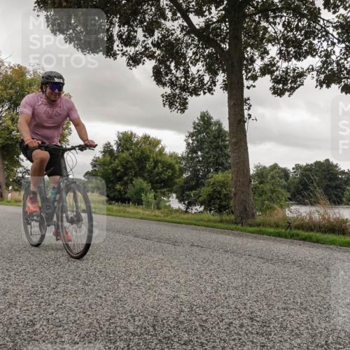 30.08.2026 - Elbe Triathlon Hamburg Michael Burmester http://msf.ph/oto/10046306 30.08.2026 09:31:09 Radfahren 375, 493, 509, 546, 553, 664, 725 meine-sportfotos.de