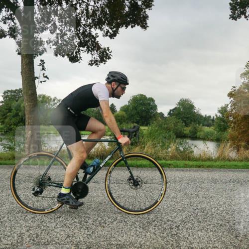 30.08.2026 - Elbe Triathlon Hamburg Michael Burmester http://msf.ph/oto/10046315 30.08.2026 09:23:40 Radfahren 258, 408, 550, 761, 916 meine-sportfotos.de