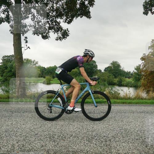 30.08.2026 - Elbe Triathlon Hamburg Michael Burmester http://msf.ph/oto/10046377 30.08.2026 09:24:27 Radfahren 221, 232, 252, 557, 560, 603, 633 meine-sportfotos.de