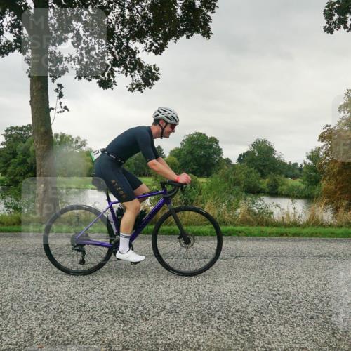 30.08.2026 - Elbe Triathlon Hamburg Michael Burmester http://msf.ph/oto/10046385 30.08.2026 09:24:29 Radfahren 221, 232, 252, 557, 560, 603, 633 meine-sportfotos.de