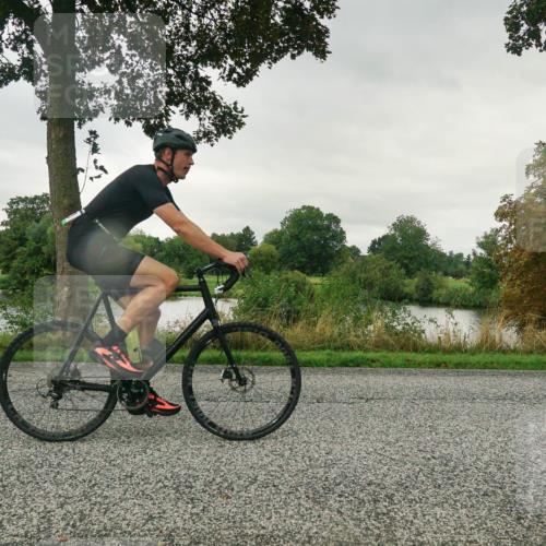 30.08.2026 - Elbe Triathlon Hamburg Michael Burmester http://msf.ph/oto/10046392 30.08.2026 09:24:31 Radfahren 232, 252, 262, 326, 557, 560, 603 meine-sportfotos.de
