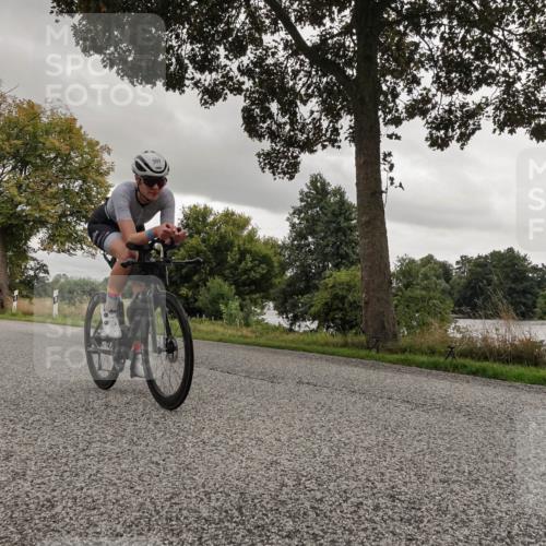 30.08.2026 - Elbe Triathlon Hamburg Michael Burmester http://msf.ph/oto/10046433 30.08.2026 09:31:36 Radfahren 285, 369, 376, 655, 673, 701, 703, 771 meine-sportfotos.de