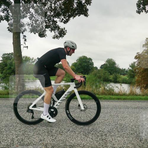 30.08.2026 - Elbe Triathlon Hamburg Michael Burmester http://msf.ph/oto/10046438 30.08.2026 09:24:43 Radfahren 466, 608, 617 meine-sportfotos.de