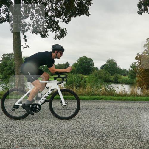 30.08.2026 - Elbe Triathlon Hamburg Michael Burmester http://msf.ph/oto/10046455 30.08.2026 09:24:50 Radfahren 242, 513, 540, 608, 683 meine-sportfotos.de