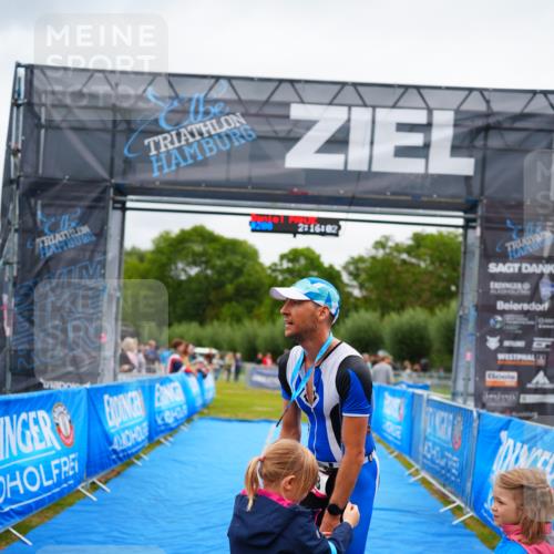 30.08.2026 - Elbe Triathlon Hamburg LAZAROV Photography http://msf.ph/oto/10046657 30.08.2026 10:26:05 Ziel  meine-sportfotos.de