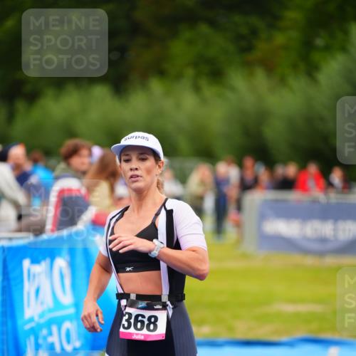 30.08.2026 - Elbe Triathlon Hamburg LAZAROV Photography http://msf.ph/oto/10046843 30.08.2026 10:26:35 Ziel 280, 368 meine-sportfotos.de