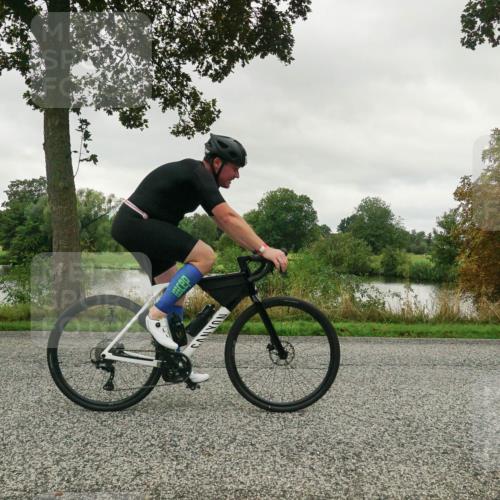 30.08.2026 - Elbe Triathlon Hamburg Michael Burmester http://msf.ph/oto/10047063 30.08.2026 09:27:27 Radfahren 324, 325, 464, 526, 556, 665 meine-sportfotos.de