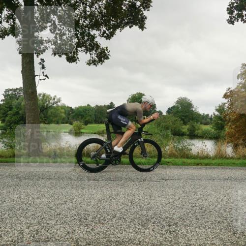 30.08.2026 - Elbe Triathlon Hamburg Michael Burmester http://msf.ph/oto/10047199 30.08.2026 09:28:05 Radfahren 215, 220, 290, 374, 481, 534, 544, 590, 667, 689, 698 meine-sportfotos.de