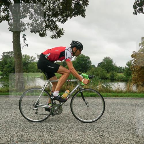 30.08.2026 - Elbe Triathlon Hamburg Michael Burmester http://msf.ph/oto/10047463 30.08.2026 09:29:17 Radfahren 249, 284, 678, 724 meine-sportfotos.de