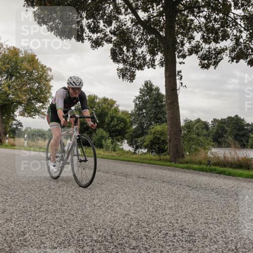 30.08.2026 - Elbe Triathlon Hamburg Michael Burmester http://msf.ph/oto/10047500 30.08.2026 09:36:39 Radfahren 398, 444, 524, 606, 670, 834 meine-sportfotos.de
