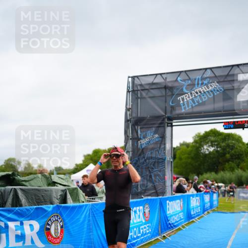 30.08.2026 - Elbe Triathlon Hamburg LAZAROV Photography http://msf.ph/oto/10047570 30.08.2026 10:30:48 Ziel 270 meine-sportfotos.de