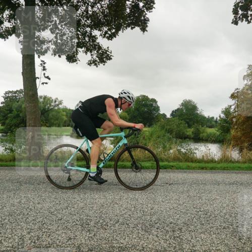 30.08.2026 - Elbe Triathlon Hamburg Michael Burmester http://msf.ph/oto/10047684 30.08.2026 09:30:18 Radfahren 321, 460, 484, 489, 640, 779 meine-sportfotos.de