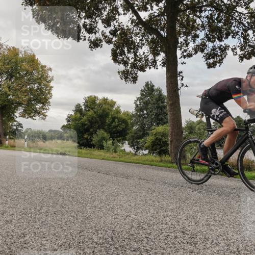 30.08.2026 - Elbe Triathlon Hamburg Michael Burmester http://msf.ph/oto/10047726 30.08.2026 09:38:27 Radfahren 326, 418, 441, 669, 729, 788 meine-sportfotos.de