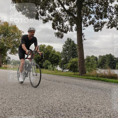 30.08.2026 - Elbe Triathlon Hamburg Michael Burmester http://msf.ph/oto/10047746 30.08.2026 09:38:33 Radfahren 352, 410, 441, 462, 669, 693, 729 meine-sportfotos.de