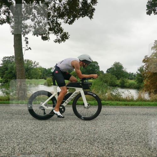 30.08.2026 - Elbe Triathlon Hamburg Michael Burmester http://msf.ph/oto/10047856 30.08.2026 09:30:52 Radfahren 433, 495, 572, 671, 672, 700, 968 meine-sportfotos.de