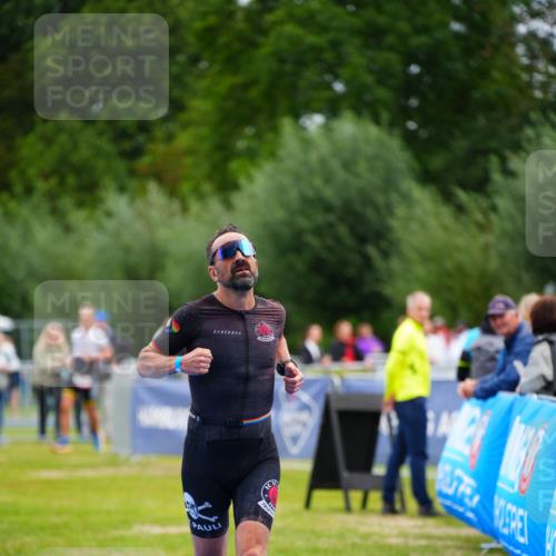 30.08.2026 - Elbe Triathlon Hamburg LAZAROV Photography http://msf.ph/oto/10047974 30.08.2026 10:32:26 Ziel 271, 295 meine-sportfotos.de