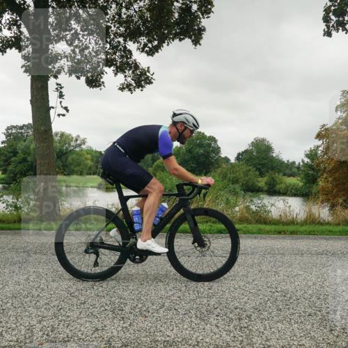 30.08.2026 - Elbe Triathlon Hamburg Michael Burmester http://msf.ph/oto/10048100 30.08.2026 09:31:47 Radfahren 276, 319, 360, 361, 577, 650, 699 meine-sportfotos.de