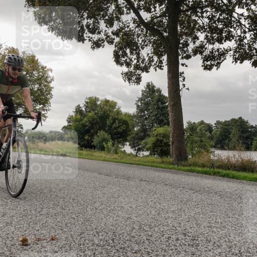 30.08.2026 - Elbe Triathlon Hamburg Michael Burmester http://msf.ph/oto/10048227 30.08.2026 09:42:05 Radfahren 253, 328, 334, 340, 409, 423, 445, 505, 528, 544, 608, 611, 694, 731 meine-sportfotos.de