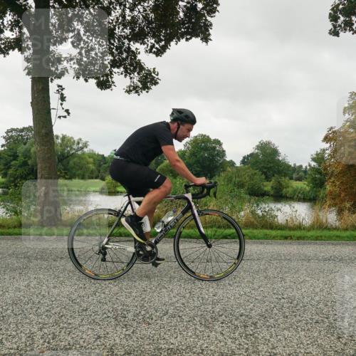30.08.2026 - Elbe Triathlon Hamburg Michael Burmester http://msf.ph/oto/10048478 30.08.2026 09:33:33 Radfahren 279, 490, 498, 502, 687, 691, 718, 735 meine-sportfotos.de