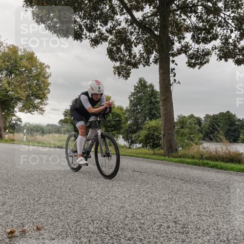 30.08.2026 - Elbe Triathlon Hamburg Michael Burmester http://msf.ph/oto/10048599 30.08.2026 09:44:28 Radfahren 367, 558, 618, 779, 826 meine-sportfotos.de