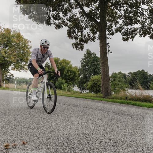 30.08.2026 - Elbe Triathlon Hamburg Michael Burmester http://msf.ph/oto/10048626 30.08.2026 09:44:41 Radfahren 292, 430, 475, 532, 635, 848 meine-sportfotos.de