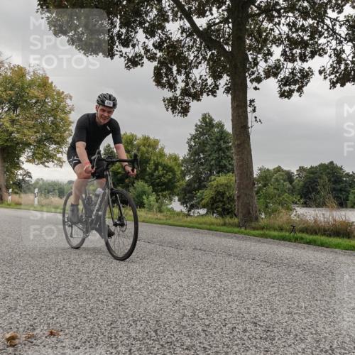 30.08.2026 - Elbe Triathlon Hamburg Michael Burmester http://msf.ph/oto/10048664 30.08.2026 09:44:58 Radfahren 274, 452, 495, 636, 664, 701, 769, 864 meine-sportfotos.de