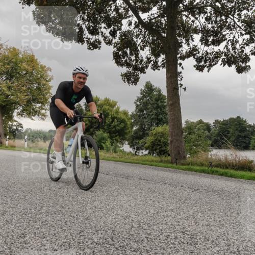 30.08.2026 - Elbe Triathlon Hamburg Michael Burmester http://msf.ph/oto/10048725 30.08.2026 09:45:30 Radfahren 321, 467, 751, 869, 882 meine-sportfotos.de