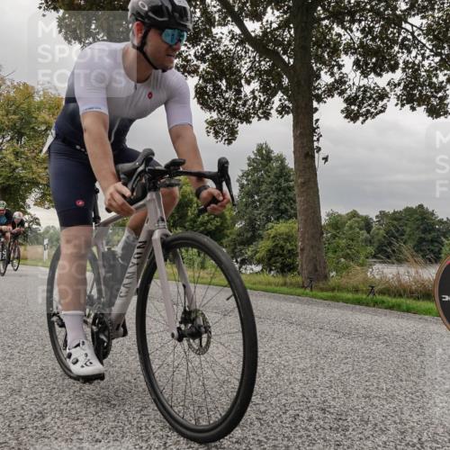 30.08.2026 - Elbe Triathlon Hamburg Michael Burmester http://msf.ph/oto/10048863 30.08.2026 09:46:25 Radfahren 343, 375, 412, 414, 484, 493, 546, 568, 589, 650, 651, 691, 718, 725, 782, 812 meine-sportfotos.de
