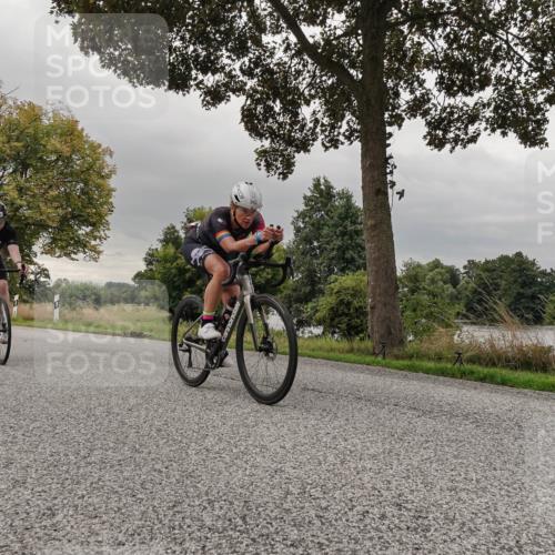 30.08.2026 - Elbe Triathlon Hamburg Michael Burmester http://msf.ph/oto/10048881 30.08.2026 09:46:27 Radfahren 343, 375, 412, 414, 484, 493, 546, 568, 589, 691, 718, 725, 782 meine-sportfotos.de