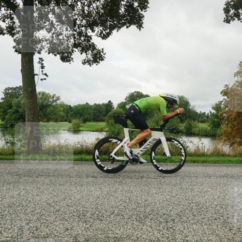 30.08.2026 - Elbe Triathlon Hamburg Michael Burmester http://msf.ph/oto/10048913 30.08.2026 09:35:43 Radfahren 307, 458, 476, 479, 587, 705, 763, 786, 790 meine-sportfotos.de
