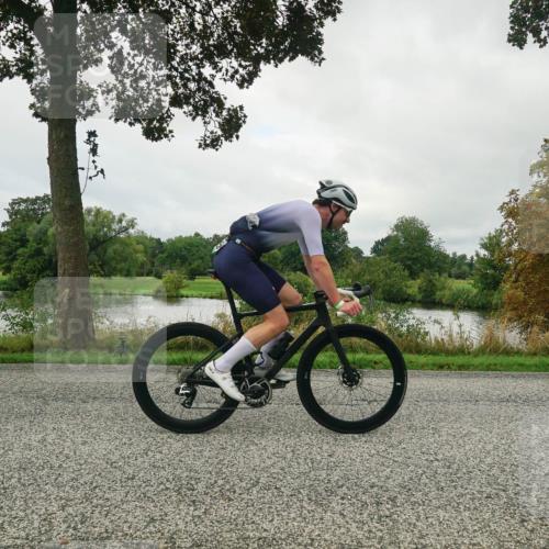 30.08.2026 - Elbe Triathlon Hamburg Michael Burmester http://msf.ph/oto/10048939 30.08.2026 09:35:48 Radfahren 434, 458, 476, 680, 783, 1895 meine-sportfotos.de