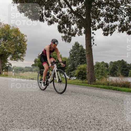 30.08.2026 - Elbe Triathlon Hamburg Michael Burmester http://msf.ph/oto/10049058 30.08.2026 09:47:43 Radfahren 305, 336, 388, 432, 553, 666, 809 meine-sportfotos.de