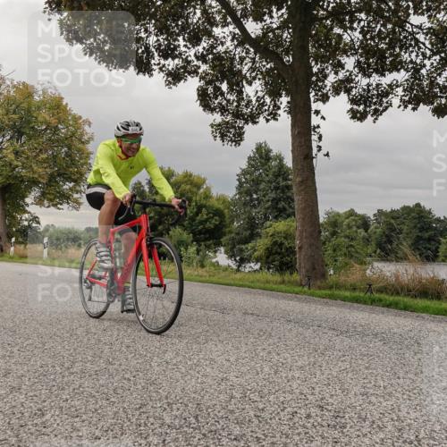 30.08.2026 - Elbe Triathlon Hamburg Michael Burmester http://msf.ph/oto/10049082 30.08.2026 09:47:51 Radfahren 432, 502, 666, 1894 meine-sportfotos.de