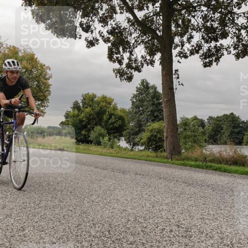 30.08.2026 - Elbe Triathlon Hamburg Michael Burmester http://msf.ph/oto/10049132 30.08.2026 09:48:13 Radfahren 499, 519, 639, 679, 787, 968 meine-sportfotos.de