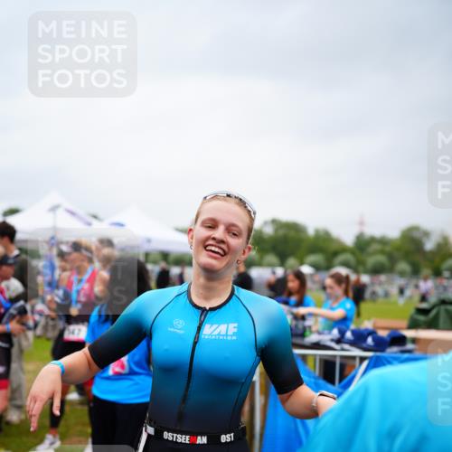 30.08.2026 - Elbe Triathlon Hamburg LAZAROV Photography http://msf.ph/oto/10049168 30.08.2026 10:35:09 Ziel 359 meine-sportfotos.de