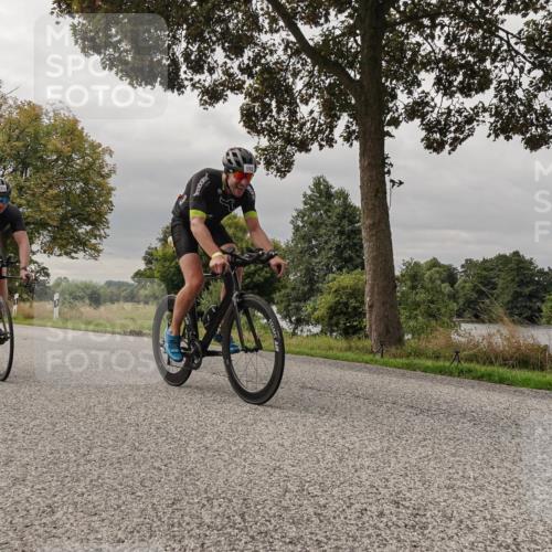 30.08.2026 - Elbe Triathlon Hamburg Michael Burmester http://msf.ph/oto/10049185 30.08.2026 09:48:36 Radfahren 263, 591, 598, 662 meine-sportfotos.de