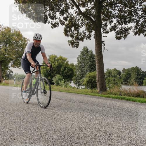 30.08.2026 - Elbe Triathlon Hamburg Michael Burmester http://msf.ph/oto/10049389 30.08.2026 09:50:06 Radfahren 444, 659, 715, 845 meine-sportfotos.de