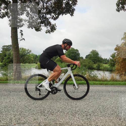 30.08.2026 - Elbe Triathlon Hamburg Michael Burmester http://msf.ph/oto/10049404 30.08.2026 09:38:11 Radfahren 283, 313, 435, 516, 573, 632, 683, 713, 721, 791 meine-sportfotos.de