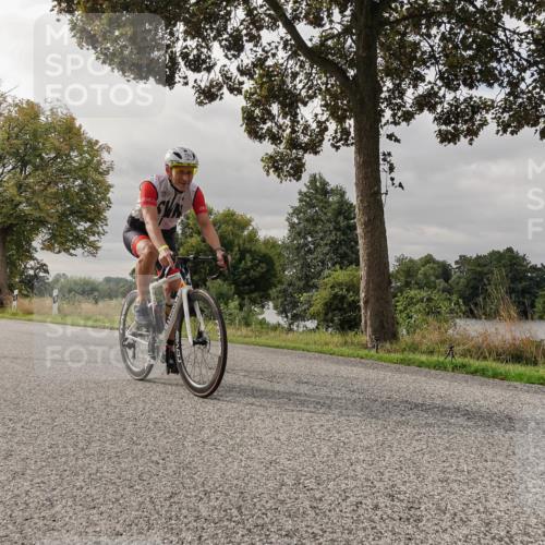 30.08.2026 - Elbe Triathlon Hamburg Michael Burmester http://msf.ph/oto/10049414 30.08.2026 09:50:27 Radfahren 297, 735 meine-sportfotos.de