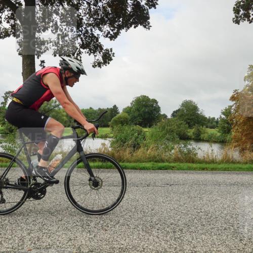 30.08.2026 - Elbe Triathlon Hamburg Michael Burmester http://msf.ph/oto/10049467 30.08.2026 09:38:20 Radfahren 313, 326, 418, 428, 435, 488, 516, 726, 788 meine-sportfotos.de