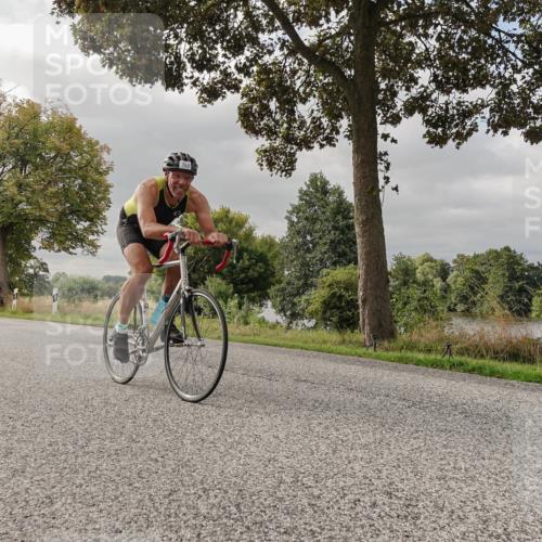 30.08.2026 - Elbe Triathlon Hamburg Michael Burmester http://msf.ph/oto/10049538 30.08.2026 09:51:44 Radfahren 381, 554, 602, 609, 683, 763, 840 meine-sportfotos.de