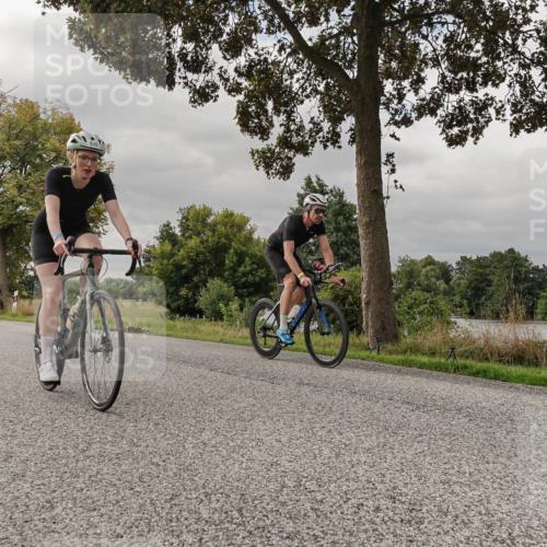 30.08.2026 - Elbe Triathlon Hamburg Michael Burmester http://msf.ph/oto/10049631 30.08.2026 09:52:32 Radfahren 389, 439, 500, 668, 714, 732, 811, 849, 889, 903 meine-sportfotos.de