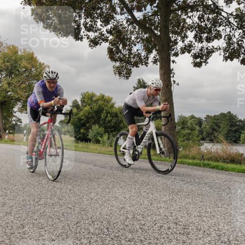 30.08.2026 - Elbe Triathlon Hamburg Michael Burmester http://msf.ph/oto/10049668 30.08.2026 09:52:46 Radfahren 386, 415, 428, 573, 789, 834, 855 meine-sportfotos.de