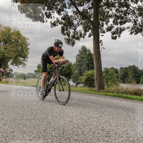 30.08.2026 - Elbe Triathlon Hamburg Michael Burmester http://msf.ph/oto/10049686 30.08.2026 09:52:57 Radfahren 392, 606, 634, 663, 721, 791, 908 meine-sportfotos.de