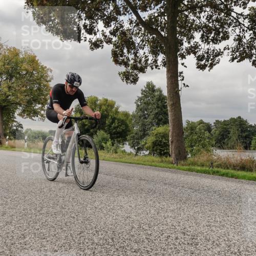 30.08.2026 - Elbe Triathlon Hamburg Michael Burmester http://msf.ph/oto/10049690 30.08.2026 09:52:58 Radfahren 392, 634, 663, 721, 791, 836, 908 meine-sportfotos.de