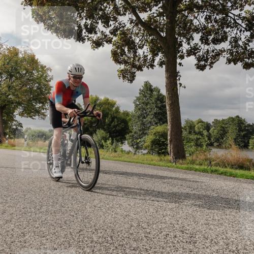 30.08.2026 - Elbe Triathlon Hamburg Michael Burmester http://msf.ph/oto/10049786 30.08.2026 09:54:33 Radfahren 462, 529, 676, 713, 856 meine-sportfotos.de