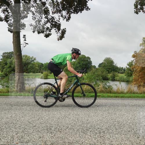 30.08.2026 - Elbe Triathlon Hamburg Michael Burmester http://msf.ph/oto/10049803 30.08.2026 09:40:14 Radfahren 295, 413, 576, 612, 628 meine-sportfotos.de