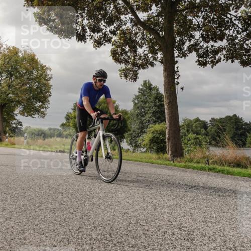 30.08.2026 - Elbe Triathlon Hamburg Michael Burmester http://msf.ph/oto/10049815 30.08.2026 09:54:52 Radfahren 400, 418, 541, 583, 729 meine-sportfotos.de