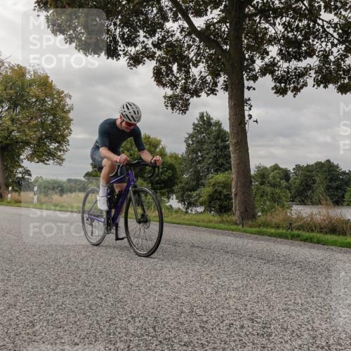 30.08.2026 - Elbe Triathlon Hamburg Michael Burmester http://msf.ph/oto/10049879 30.08.2026 09:55:40 Radfahren 441, 466, 479, 557, 595, 621, 742, 757 meine-sportfotos.de
